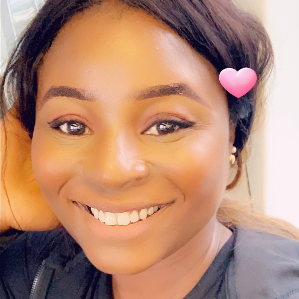 Meet your Posher, Jovita